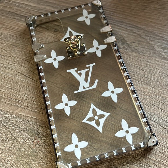 Cute Luxury iPhone 11 Pro Max Case Bundle - Picture 7 of 15